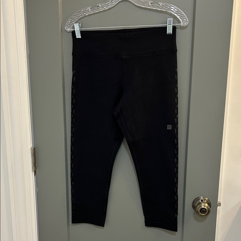 Express Black leggings size medium New!